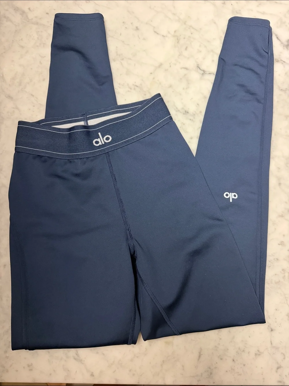ALO Yoga Navy leggings